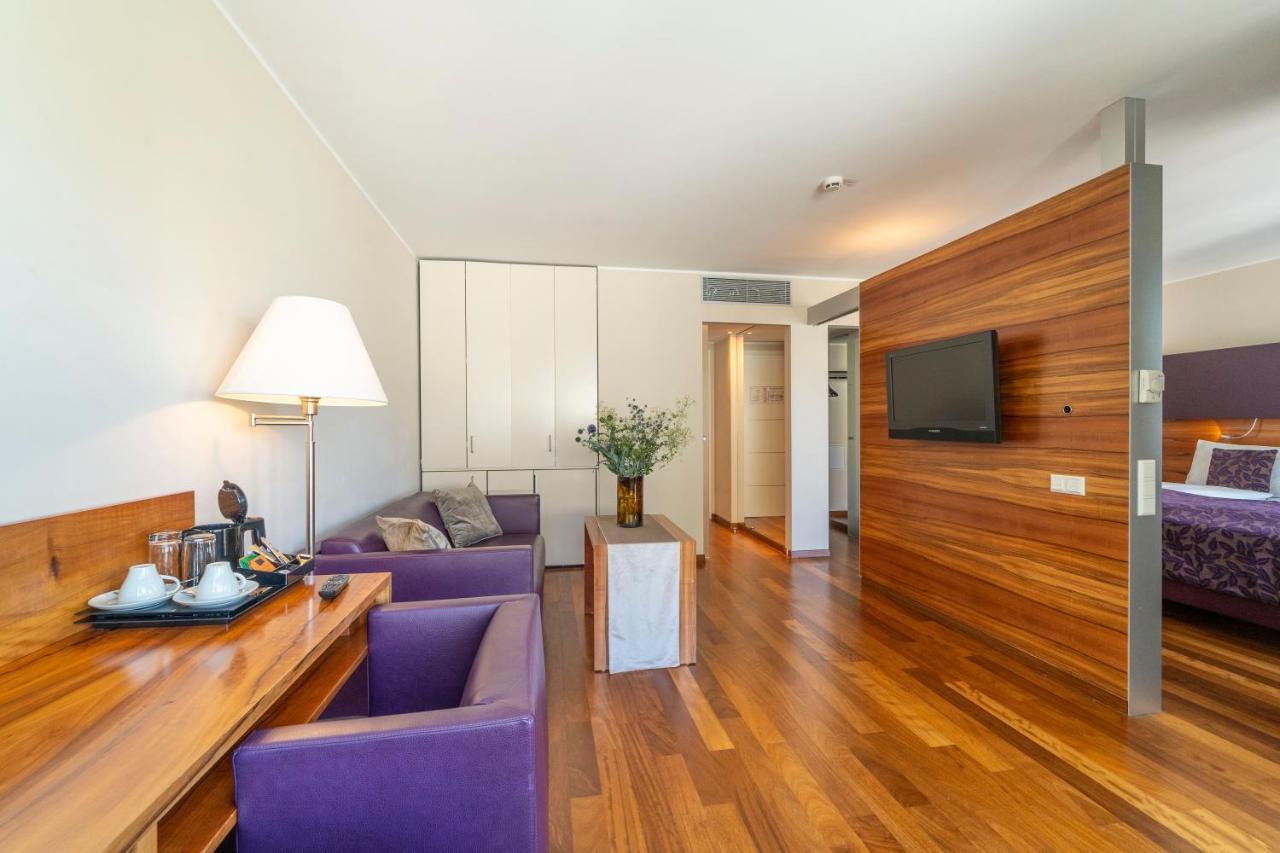 Pakat Suites Wenen Buitenkant foto