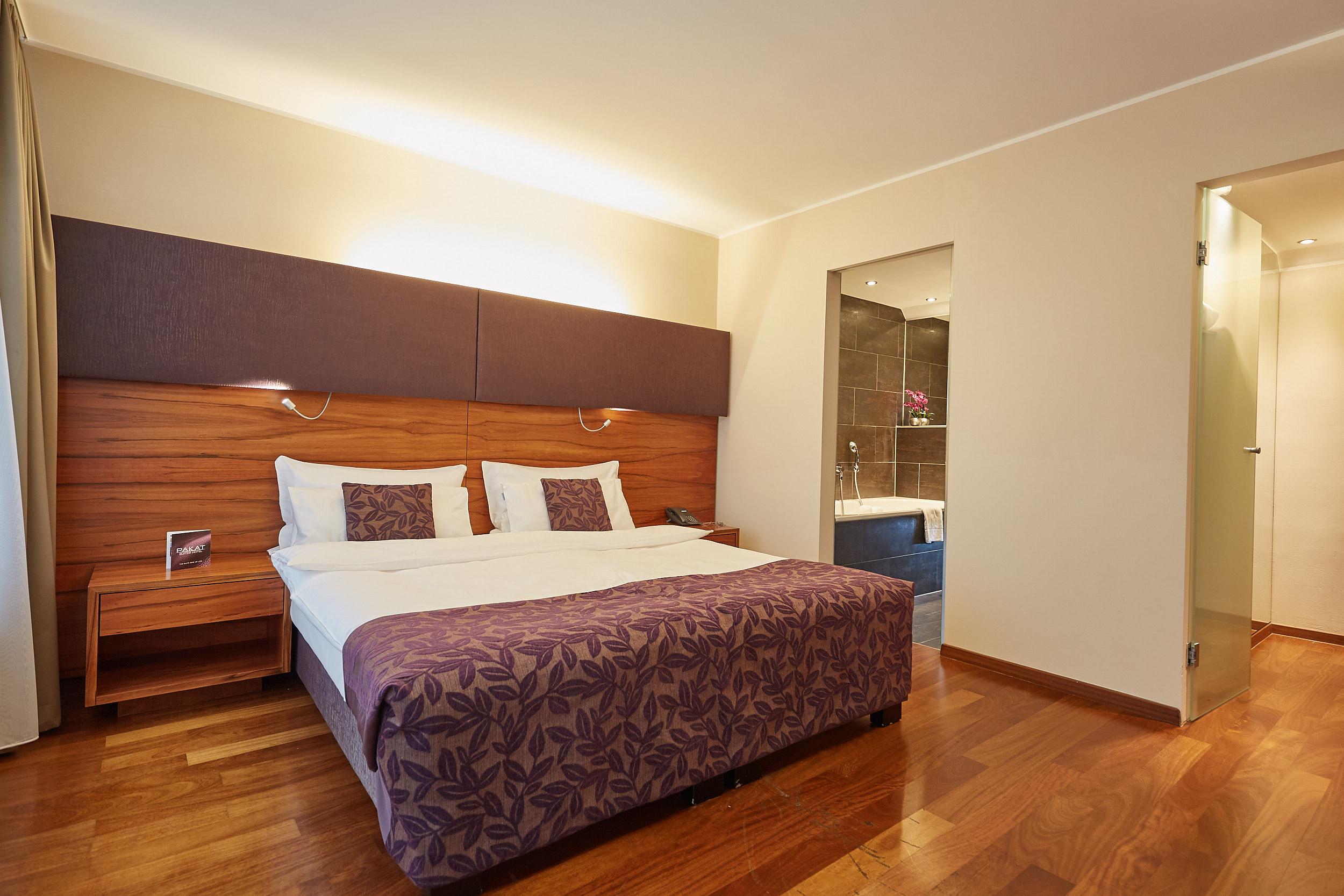 Pakat Suites Wenen Buitenkant foto
