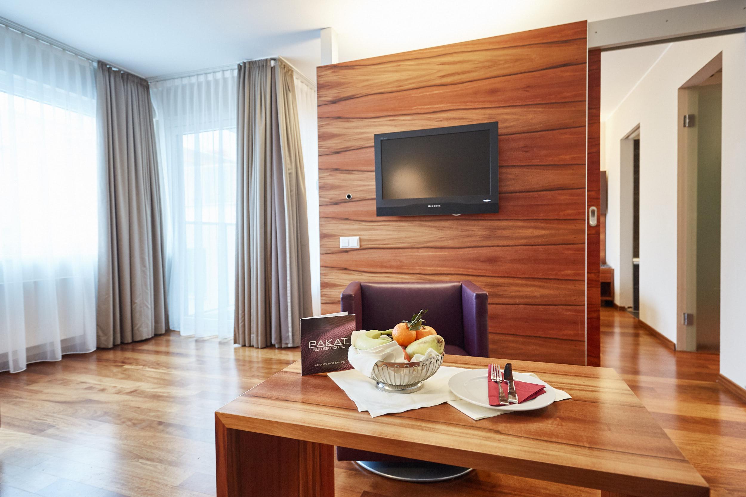 Pakat Suites Wenen Buitenkant foto