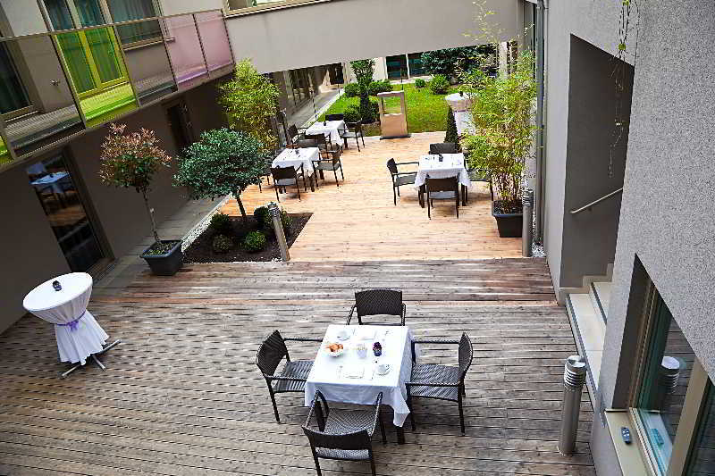Pakat Suites Wenen Buitenkant foto